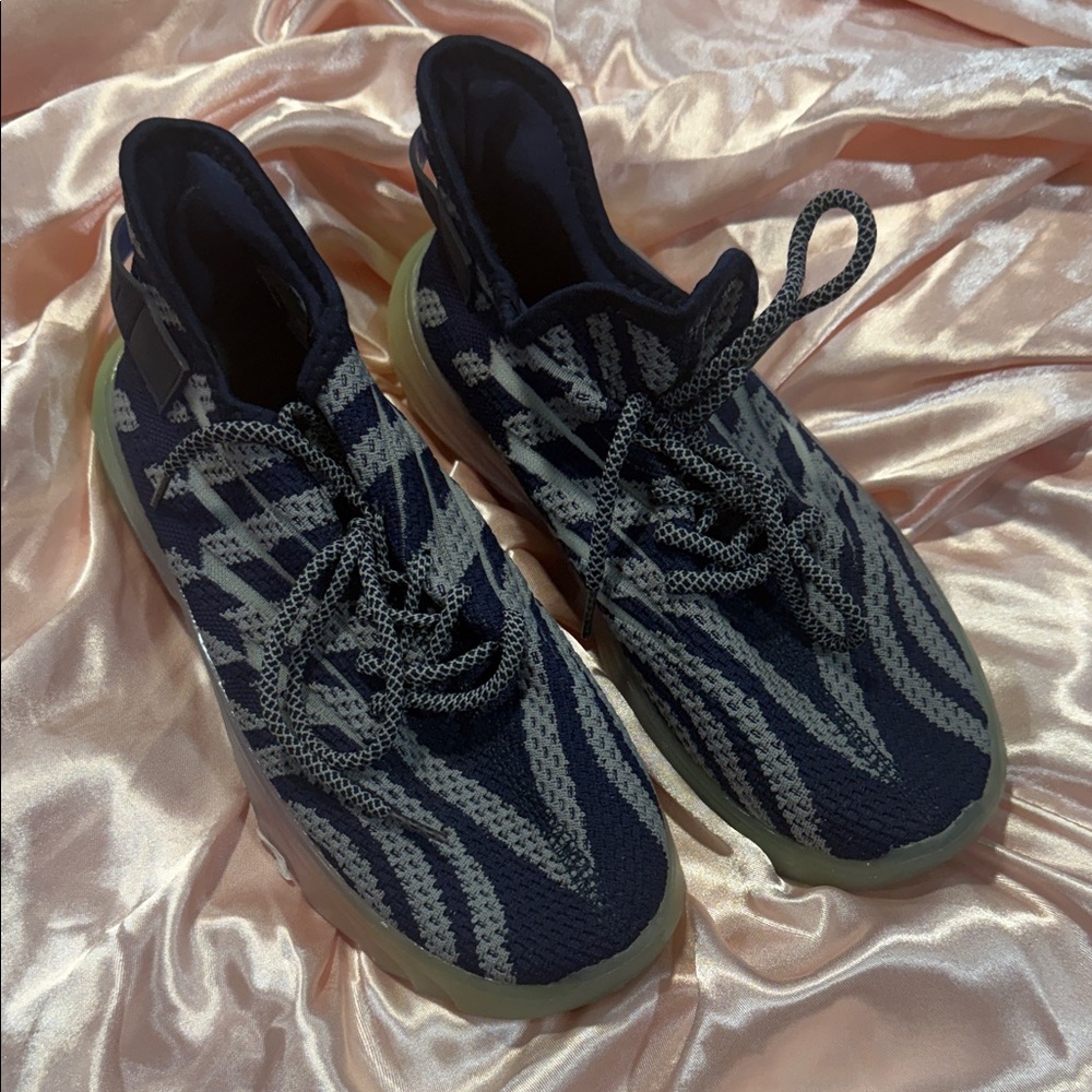 Stylish Navy and Gray Sneakers